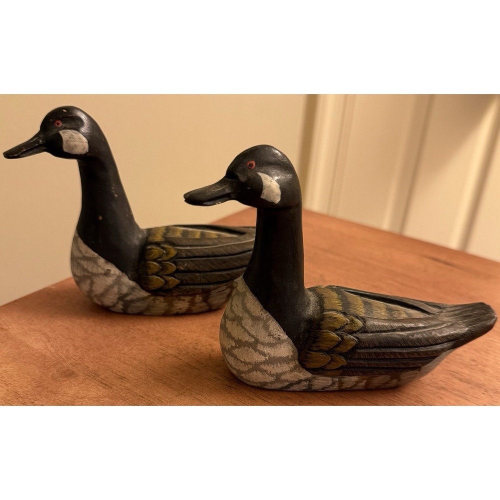 Pair Of Vintage Hand Carved & Hand Painted Wood Canada Goose Decoys Figurines